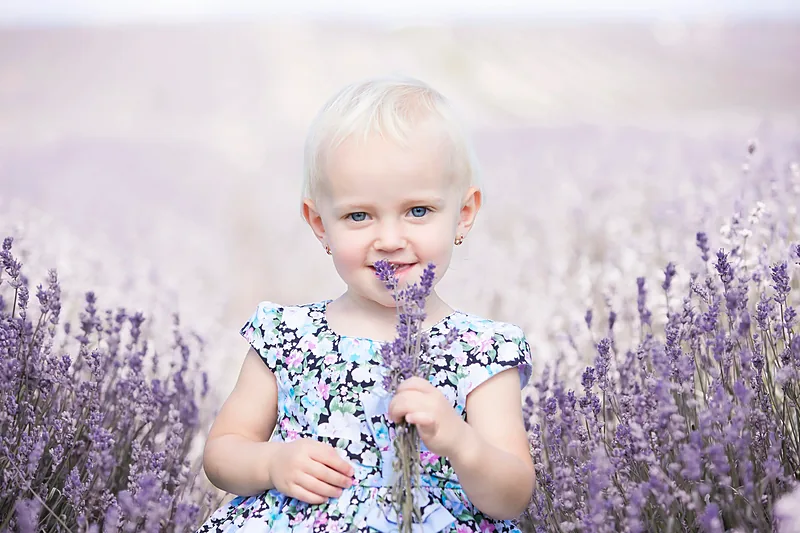 Child photographed by Darina Photography in Barnet, North London