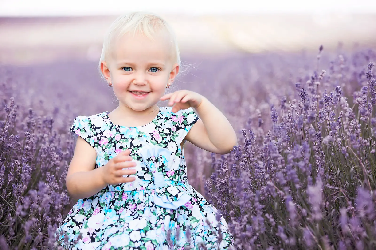 Child photographed by Darina Photography in Barnet, North London
