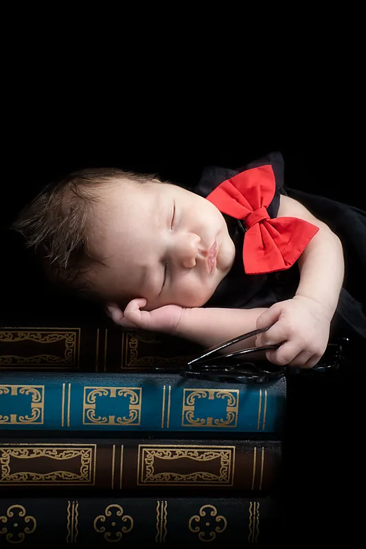Newborn baby photographed by Darina Photography in Barnet, North London