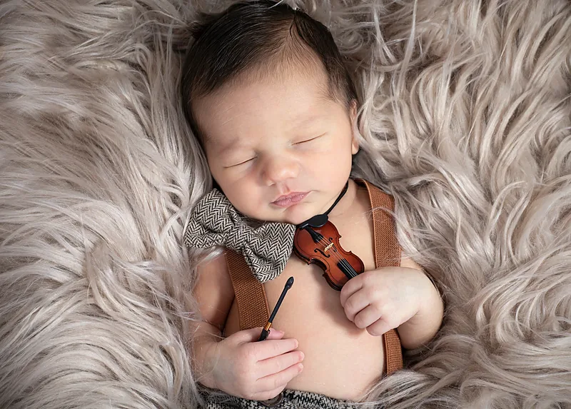 Newborn baby photographed by Darina Photography in Barnet, North London