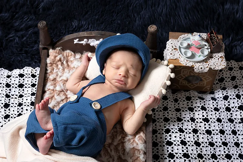 Newborn baby photographed by Darina Photography in Barnet, North London