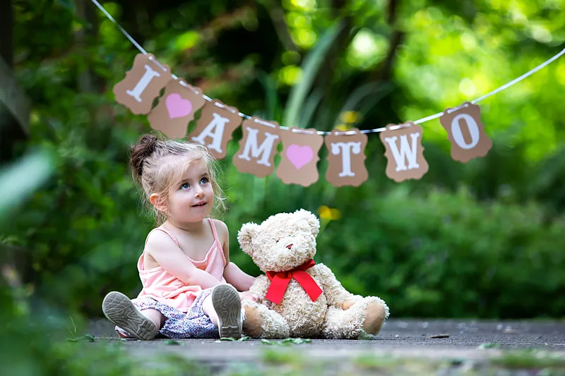 Smash cake birthday session photographed by Darina Photography in Barnet, North London