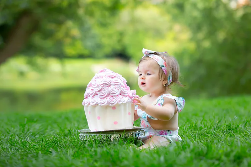 Smash cake birthday session photographed by Darina Photography in Barnet, North London